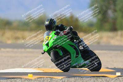 media/Oct-07-2023-CVMA (Sat) [[f84d08e330]]/Race 12 Amateur Supersport Open/